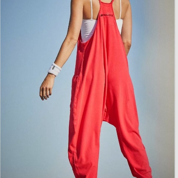 #437 NWT Free People tomato Red Hot Shot Onesie Jumpsuit with Relaxed Fit. - Picture 4 of 4